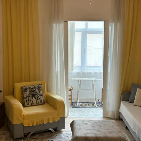 Apartment In Center *