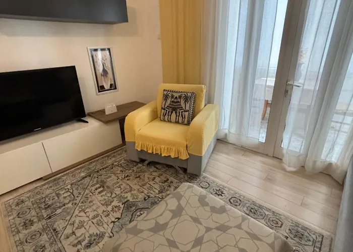 Апартаменты In Center *